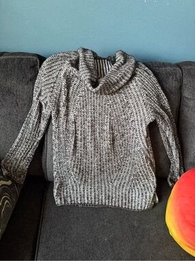 EXPRESS blk n white Marled Cowl Neck Sweater